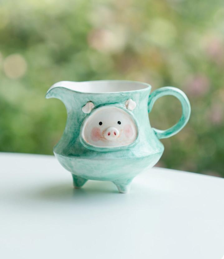 this is a ceramic fair cup gongdaobei