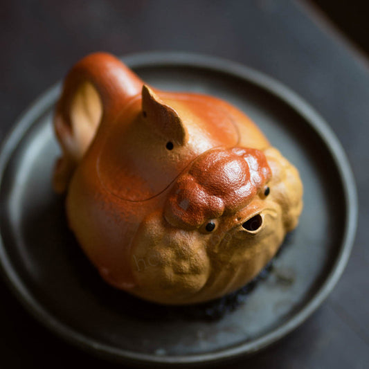 This is a Yixing teapot. this is Chinese yixing clay teapot