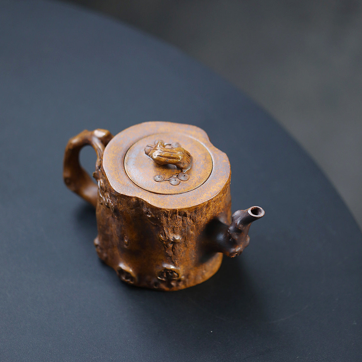This is a Yixing teapot. this is Chinese yixing clay teapot