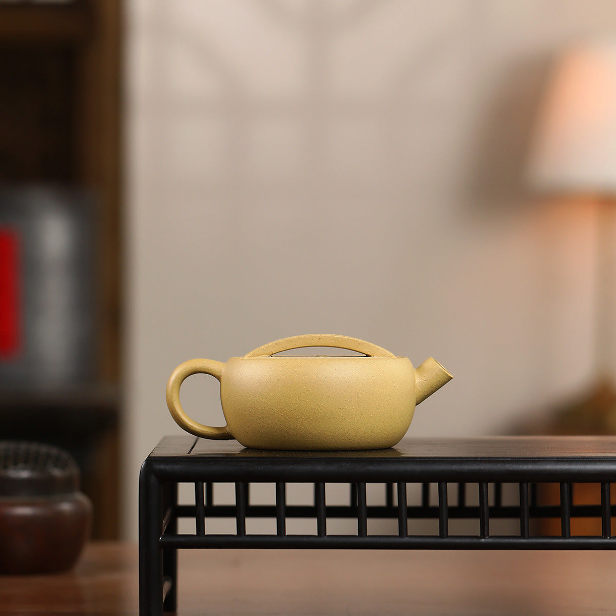 This is a Yixing teapot. this is Chinese yixing clay teapot