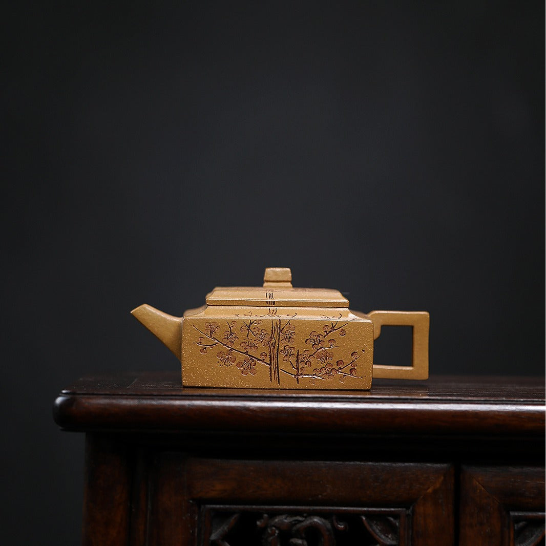 This is a Yixing teapot this is Chinese yixing clay teapot