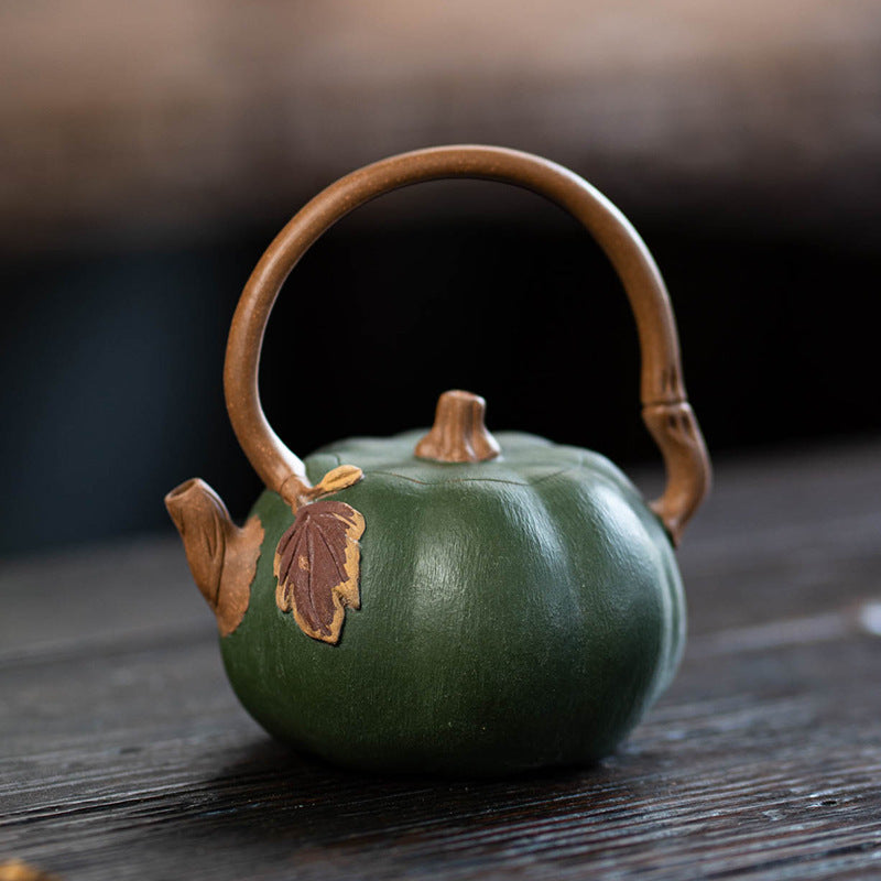 This is a Yixing teapot. this is Chinese yixing clay teapot