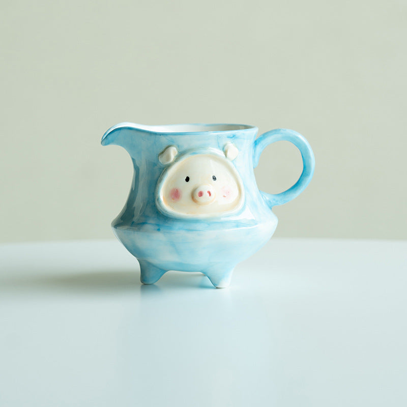 this is a ceramic fair cup gongdaobei
