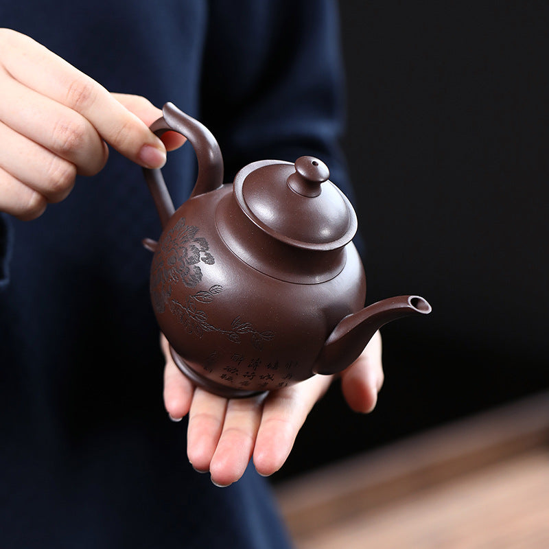 This is a Yixing teapot. this is Chinese yixing clay teapot