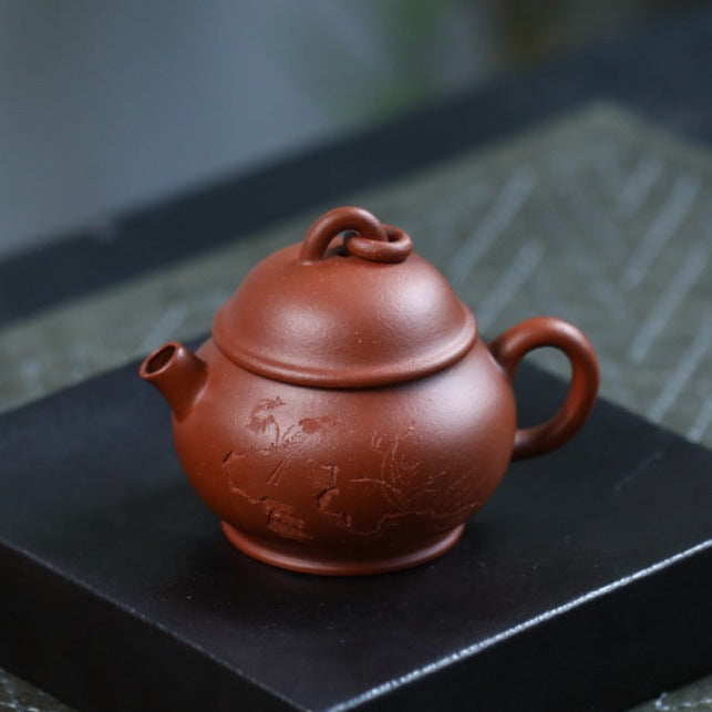 This is a Yixing teapot. this is Chinese yixing clay teapot