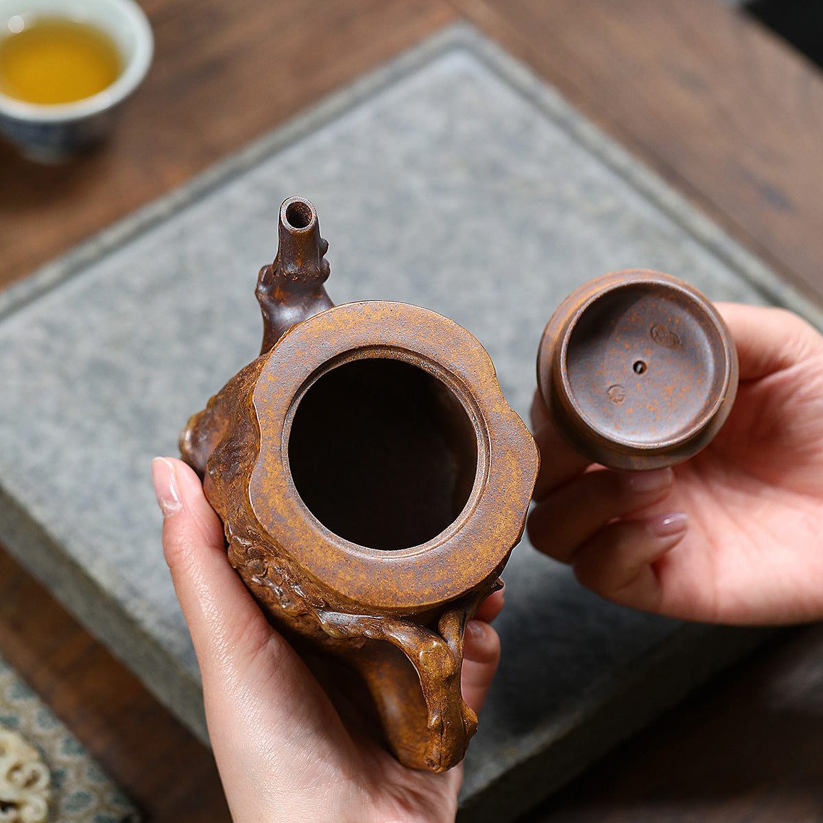 This is a Yixing teapot. this is Chinese yixing clay teapot
