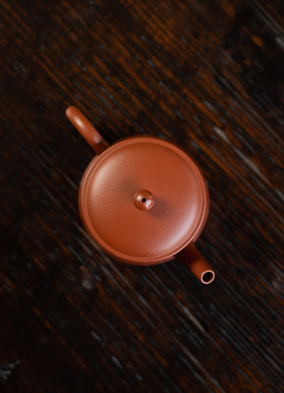 This is a Yixing teapot. this is Chinese yixing clay teapot