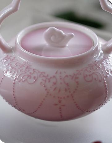 This is a Arita ware teapot