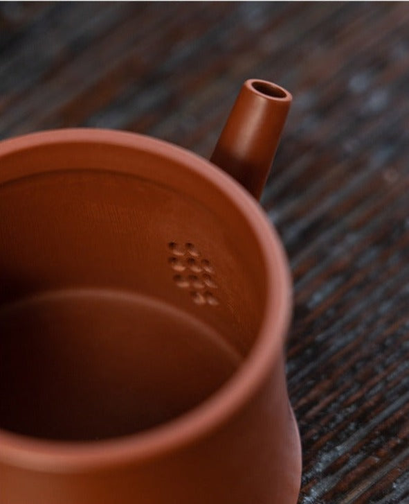 This is a Yixing teapot. this is Chinese yixing clay teapot