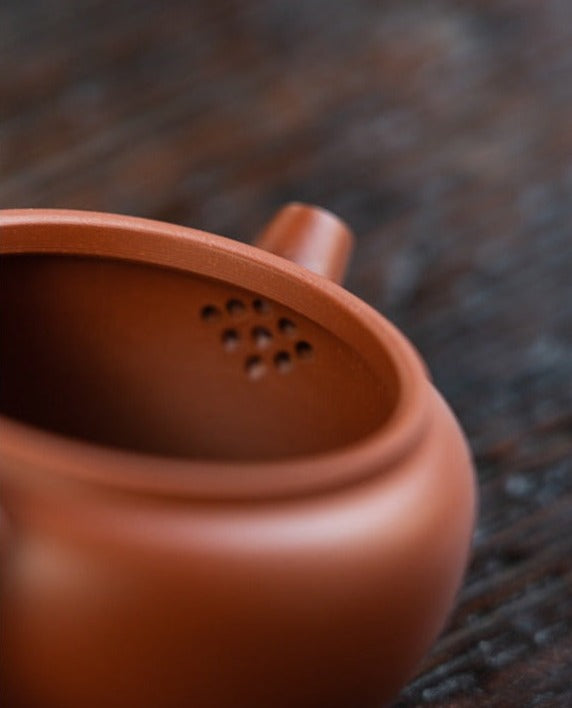 This is a Yixing teapot. this is Chinese yixing clay teapot