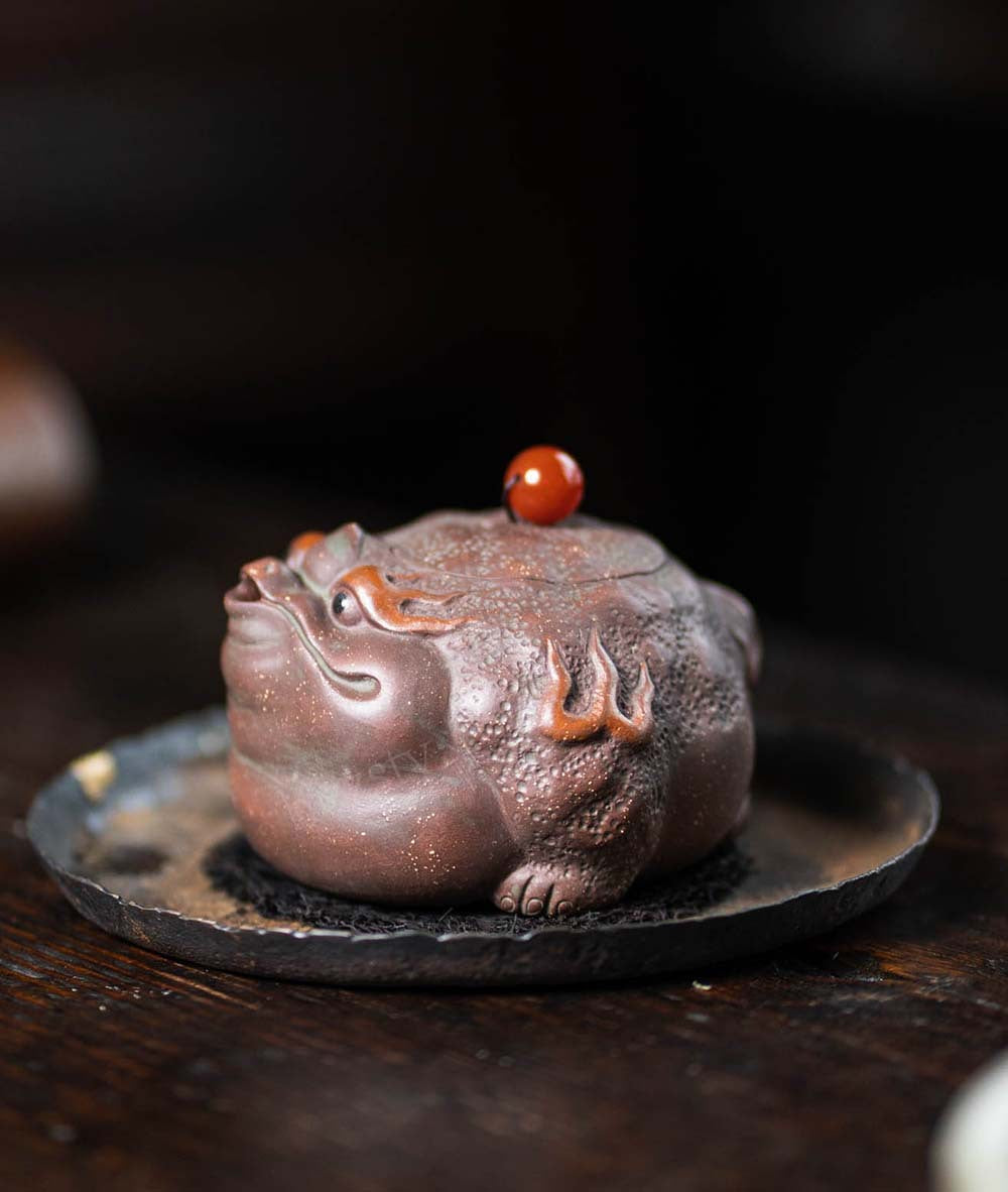 This is a Yixing teapot. this is Chinese yixing clay teapot