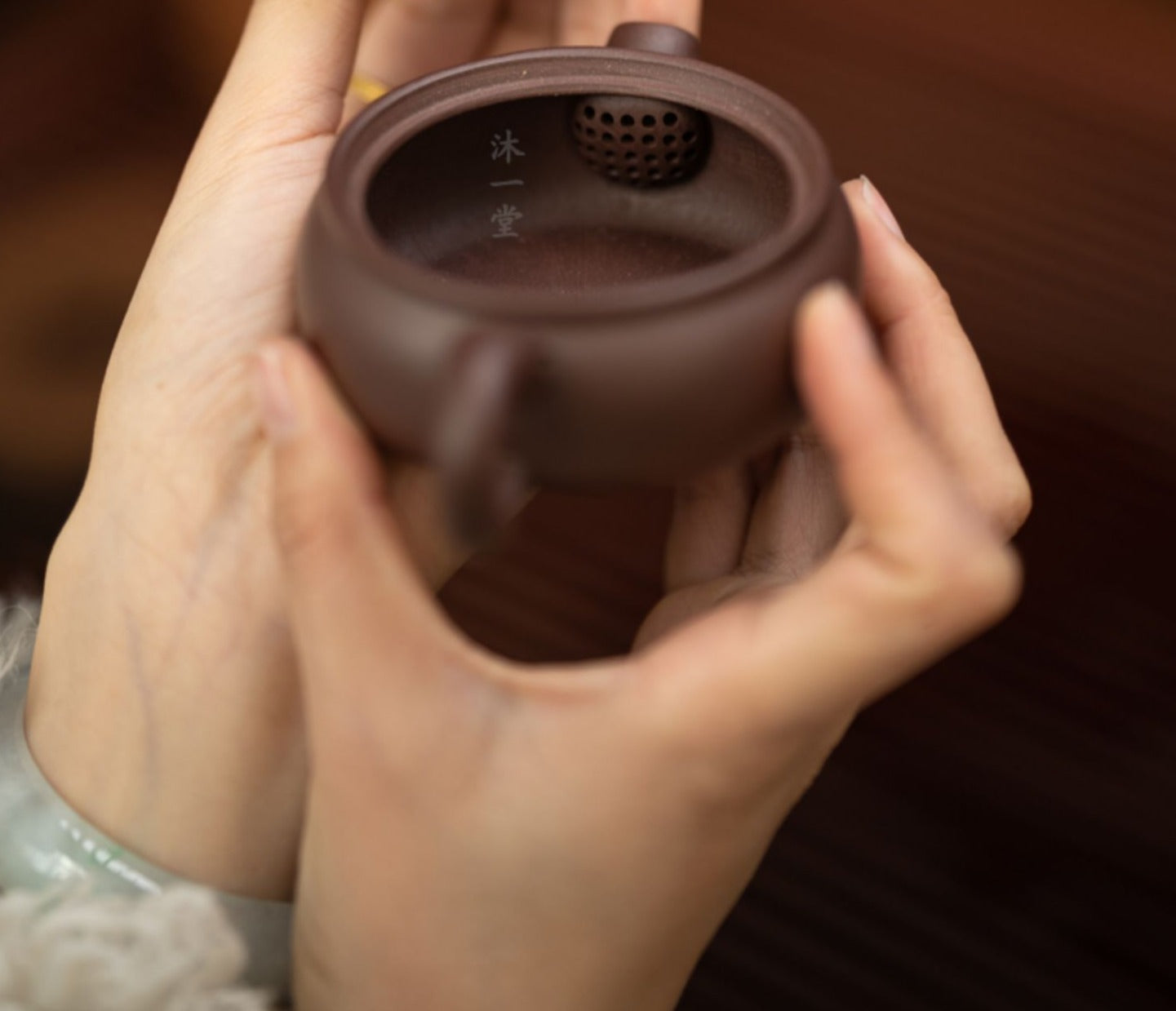 This is a Yixing teapot. this is Chinese yixing clay teapot