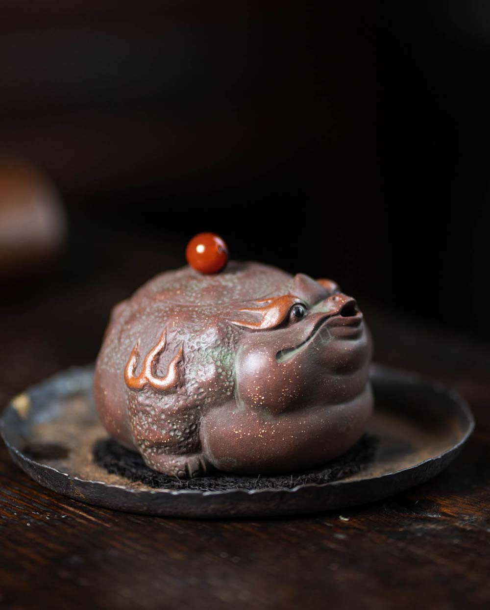 This is a Yixing teapot. this is Chinese yixing clay teapot
