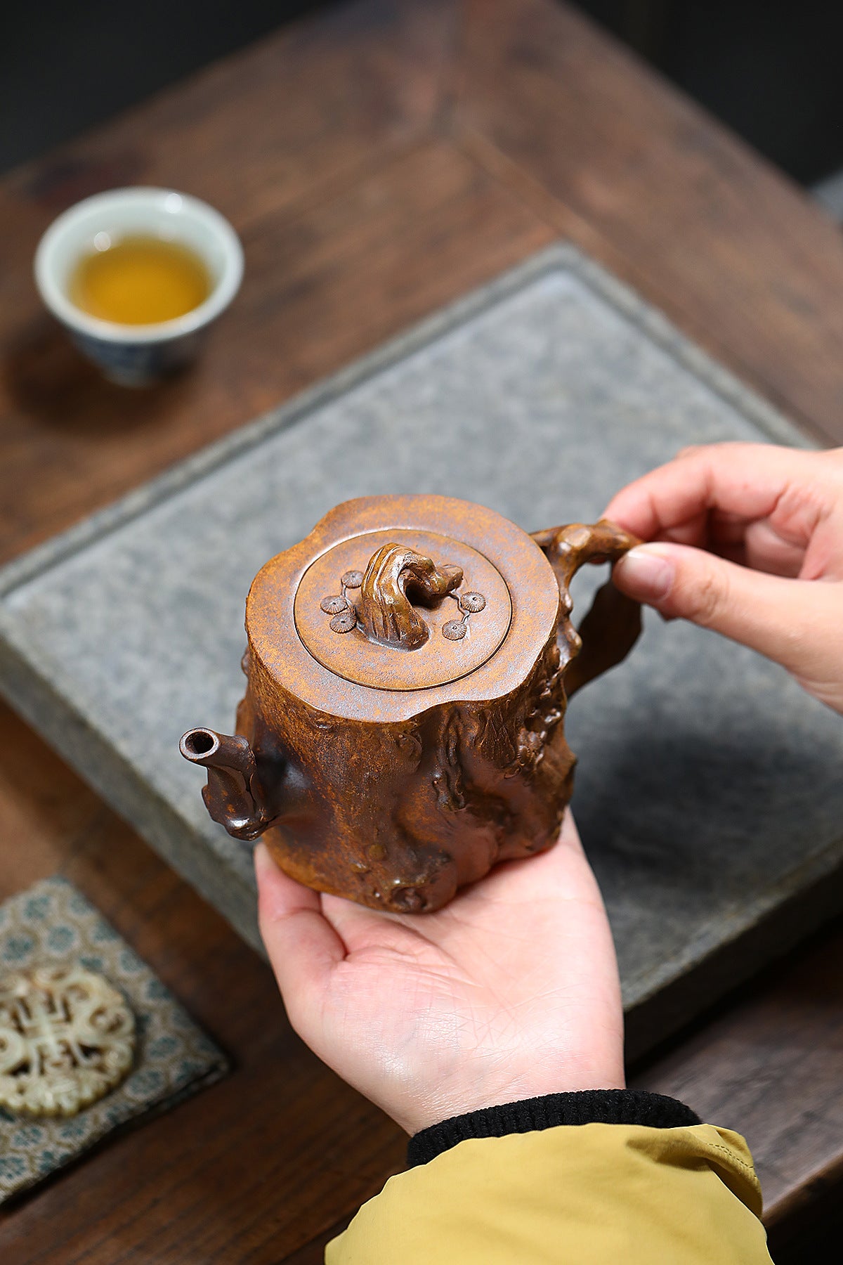This is a Yixing teapot. this is Chinese yixing clay teapot