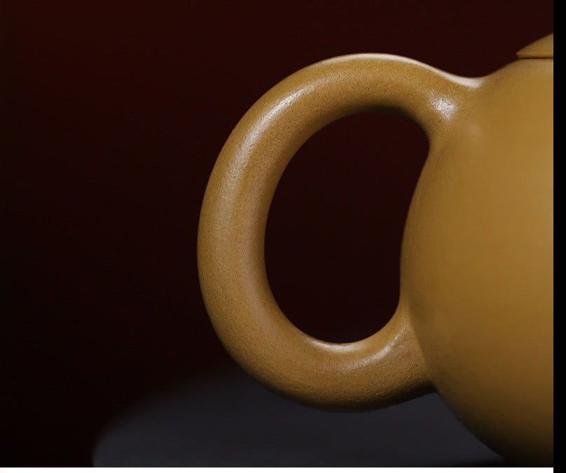 This is a Yixing teapot. this is Chinese yixing clay teapot