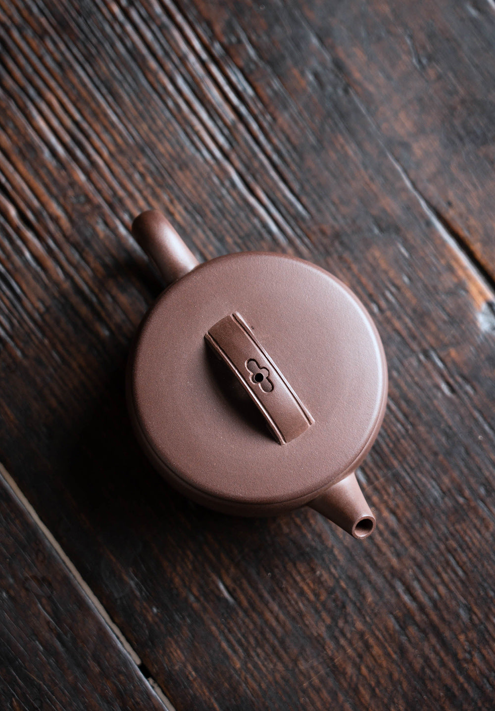 This is a Yixing teapot. this is Chinese yixing clay teapot