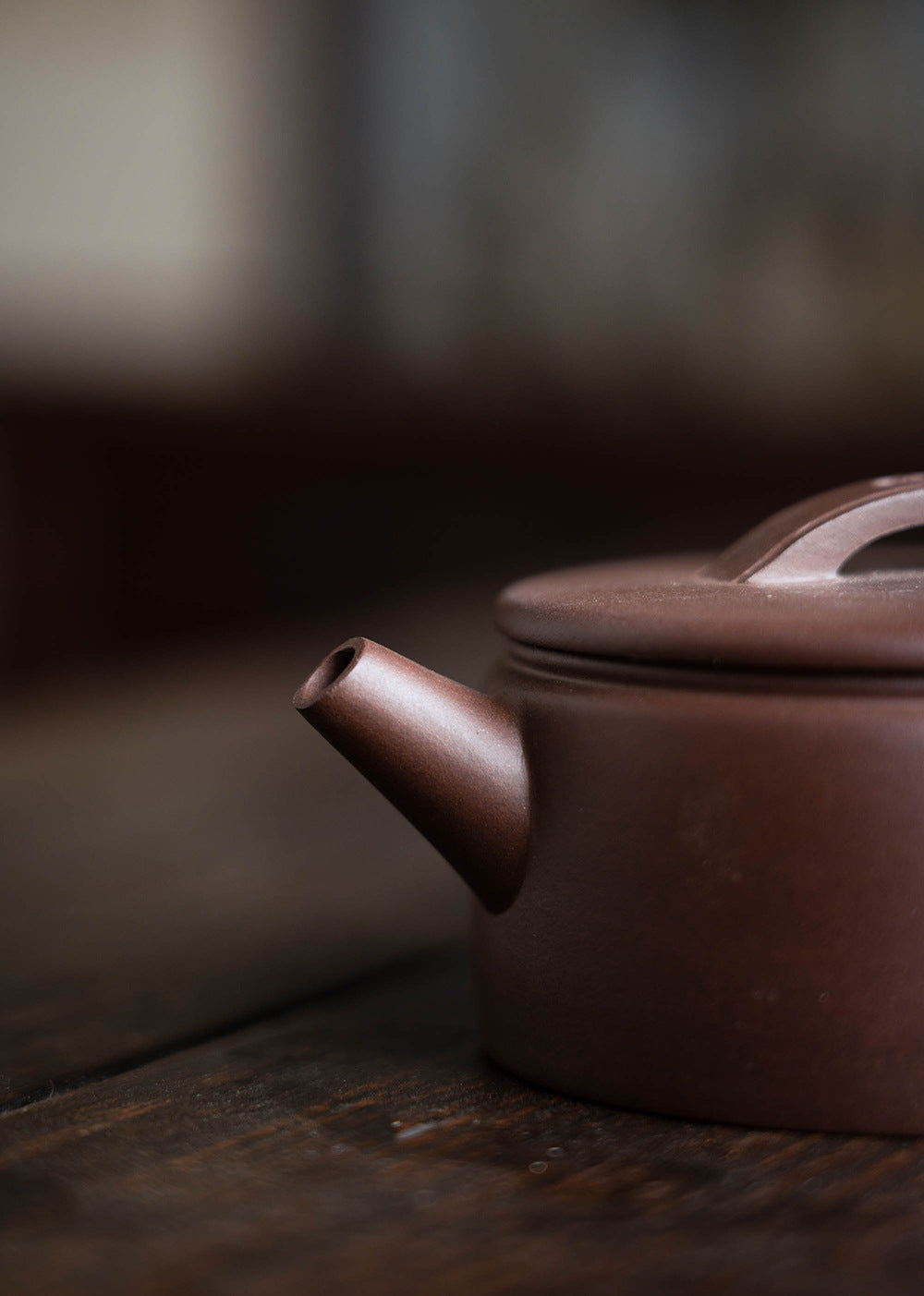 This is a Yixing teapot. this is Chinese yixing clay teapot