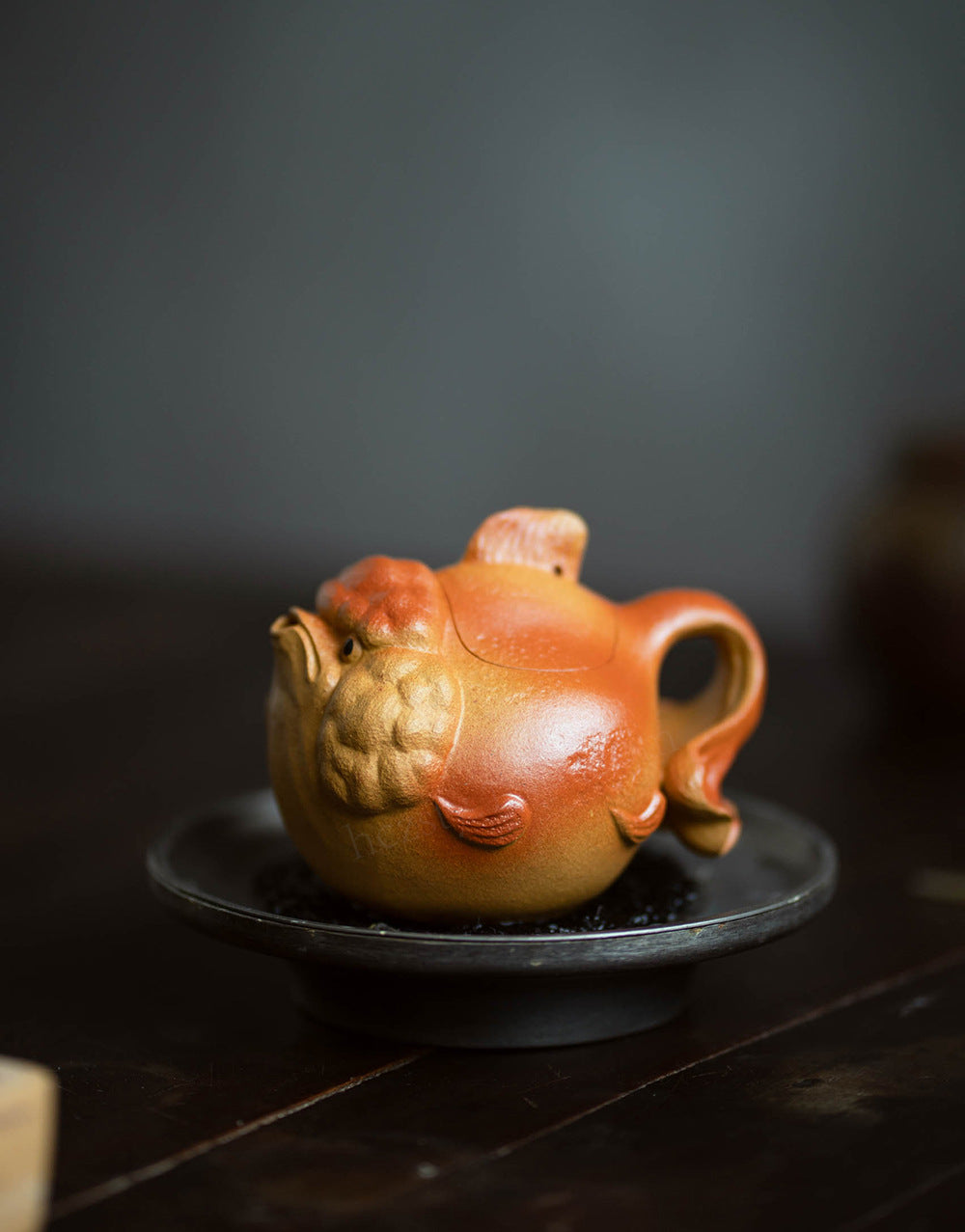 This is a Yixing teapot. this is Chinese yixing clay teapot