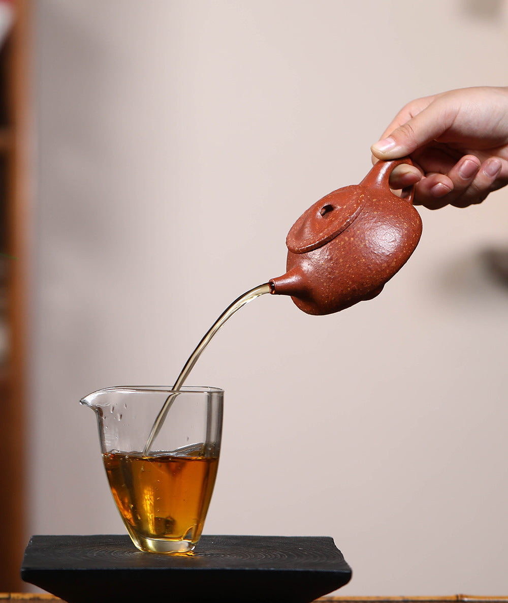This is a Yixing teapot. this is Chinese yixing clay teapot