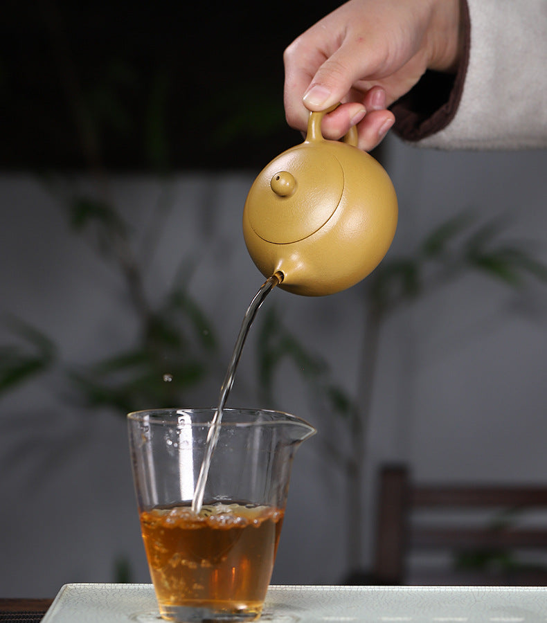 This is a Yixing teapot. this is Chinese yixing clay teapot