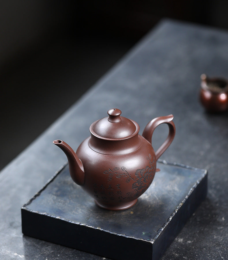 This is a Yixing teapot. this is Chinese yixing clay teapot