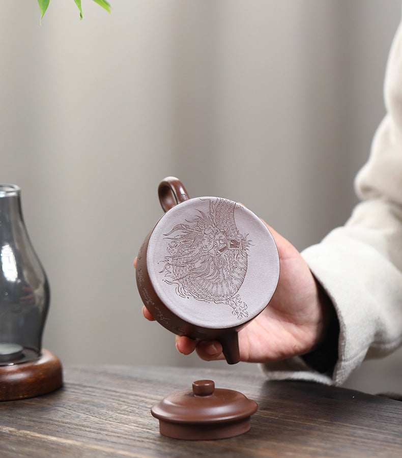 This is a Yixing teapot. this is Chinese yixing clay teapot