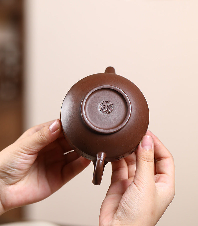 This is a Yixing teapot. this is Chinese yixing clay teapot