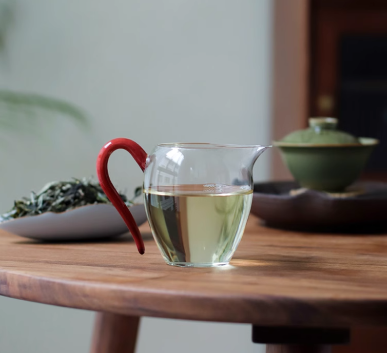 this is Chinese white tea white peony white tea bai mu dan