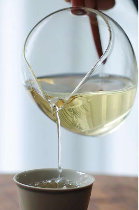 this is Chinese white tea white peony white tea baimudan tea