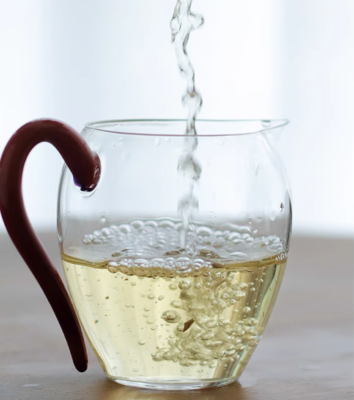 this is Chinese white tea white peony white tea baimudan tea