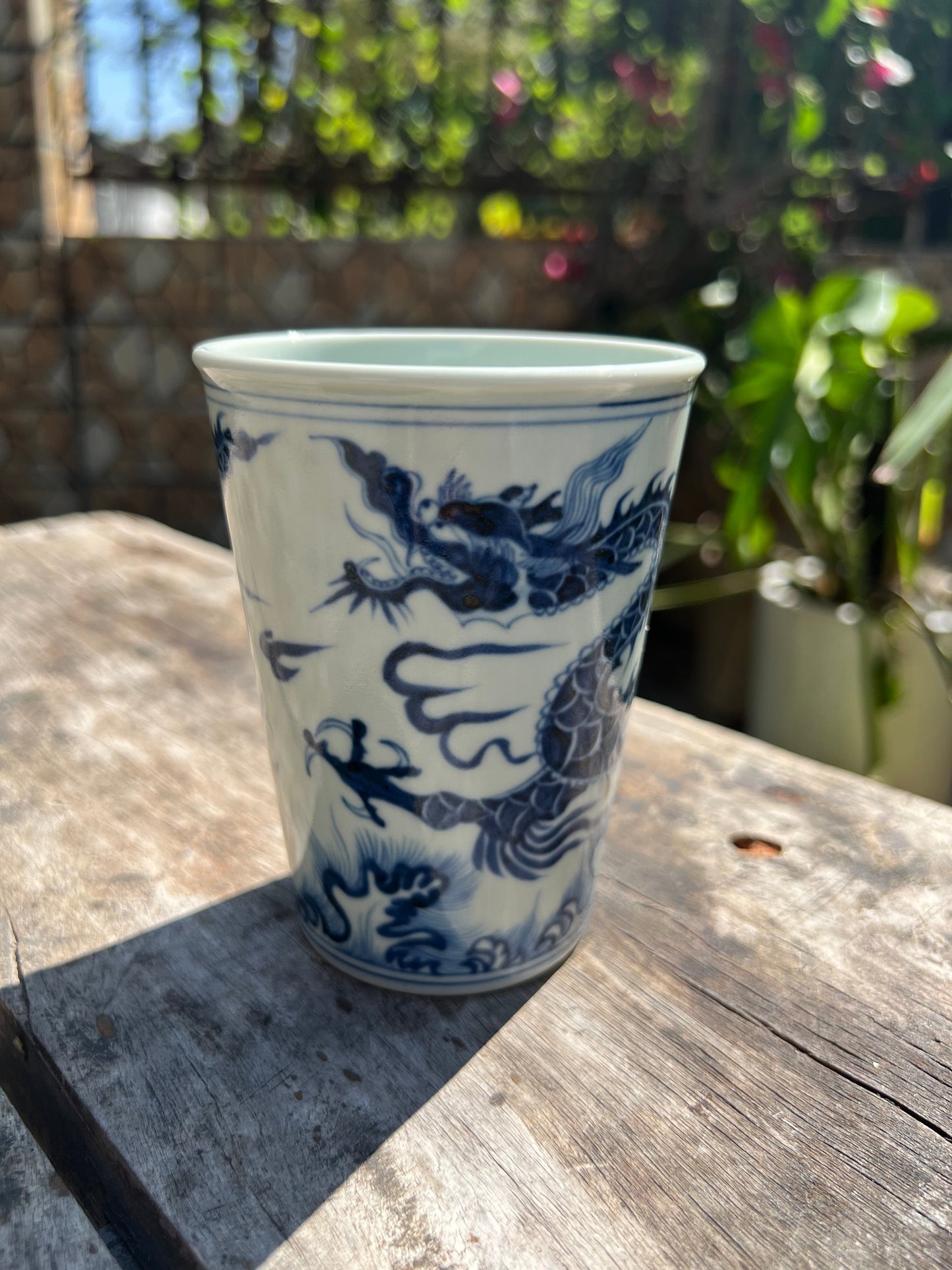 Handcrafted Jingdezhen Teacup Chinese Dragon Mug White Blue Porcelain Fine China Cup