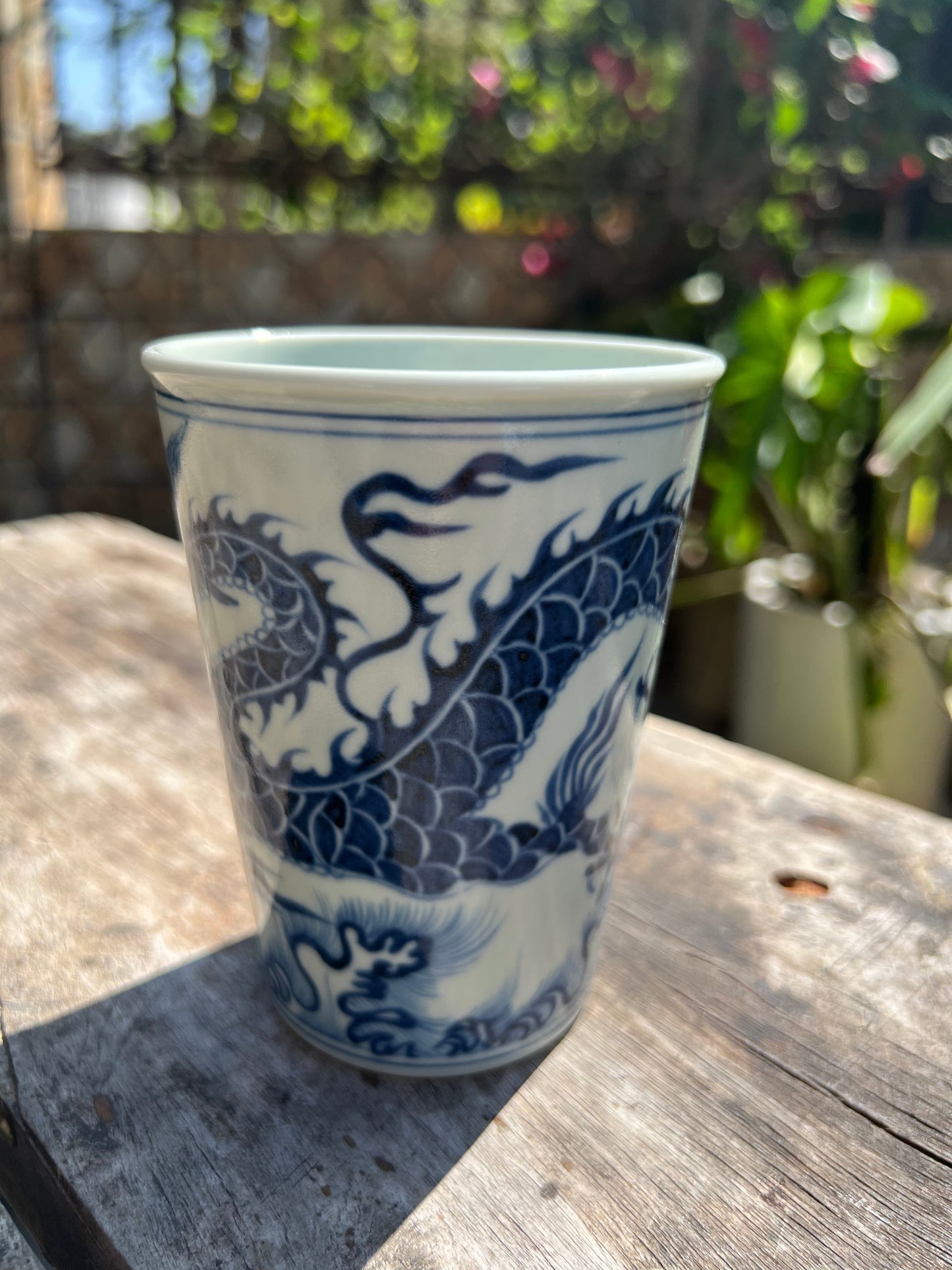 Handcrafted Jingdezhen Teacup Chinese Dragon Mug White Blue Porcelain Fine China Cup