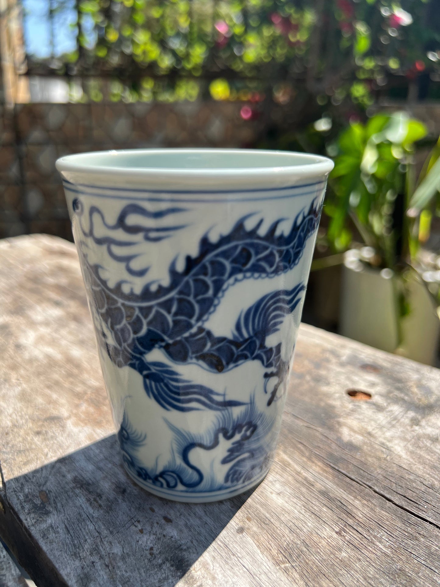 Handcrafted Jingdezhen Teacup Chinese Dragon Mug White Blue Porcelain Fine China Cup