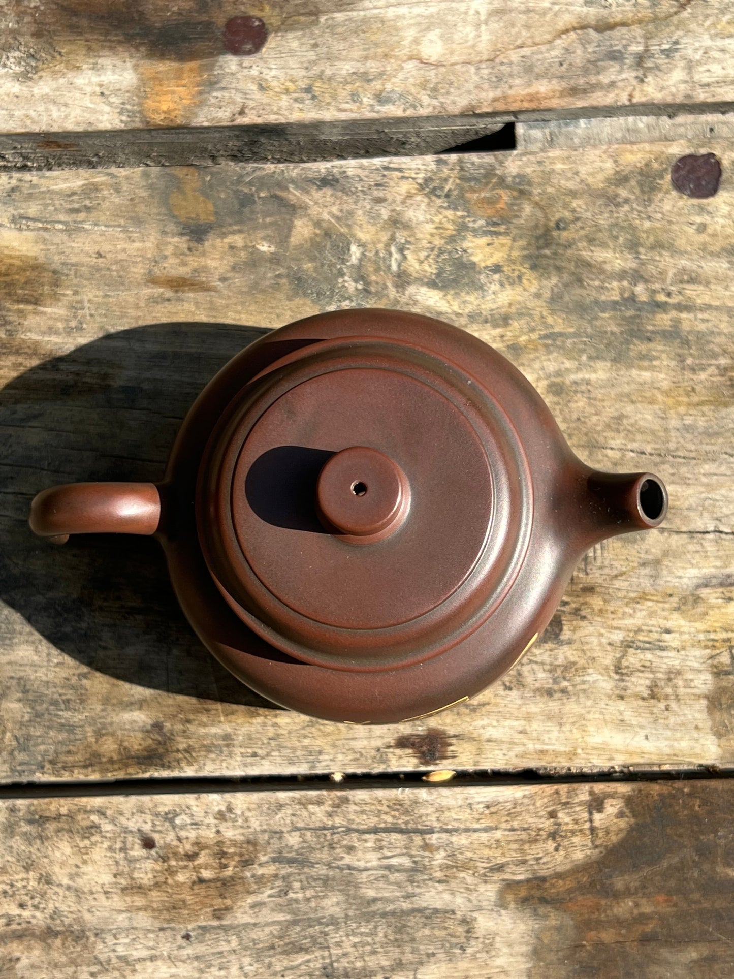 This is a Nixing clay teapot.this is a Chinese Nixing pottery teapot