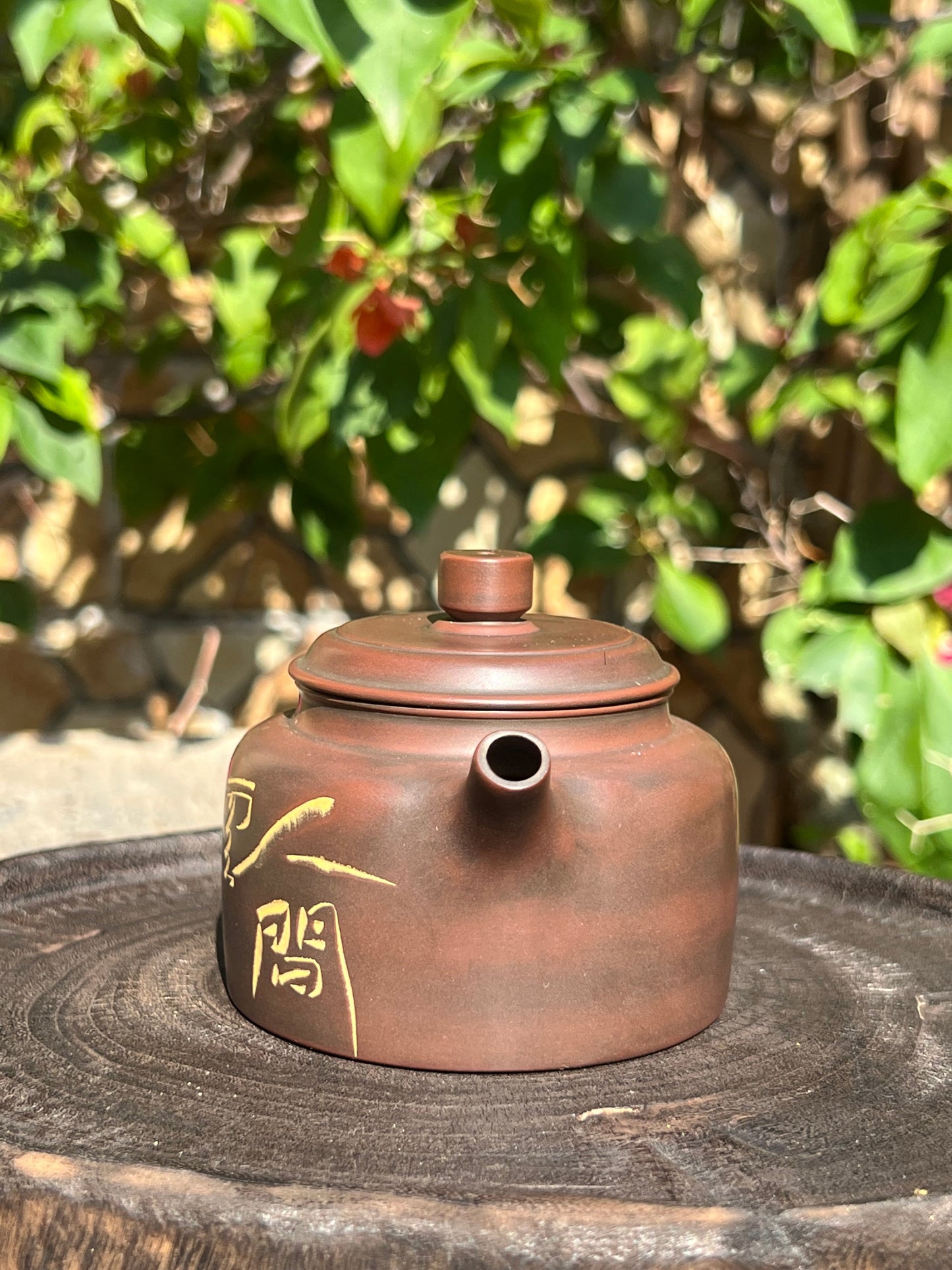 This is a Nixing clay teapot.this is a Chinese Nixing pottery teapot