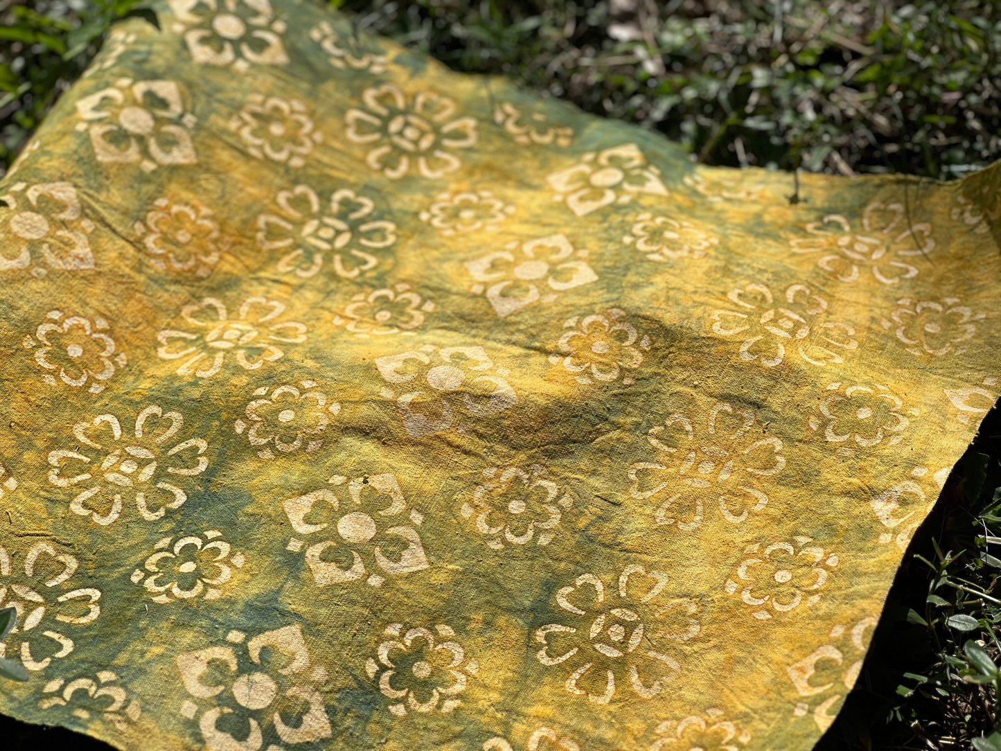 Tea Table Cloth Hand Dyed Plant Dyed Cotton Tea Mat Nature Dye Chabu Chaxi Yellow Green Color