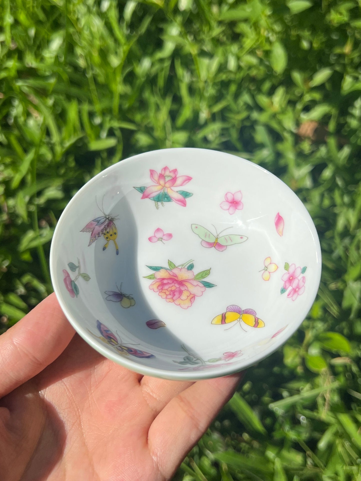 Handpainted Chinese Flowers Butterfly Enamel Teacup Jingdezhen Master Ceramic Artwork Green Base