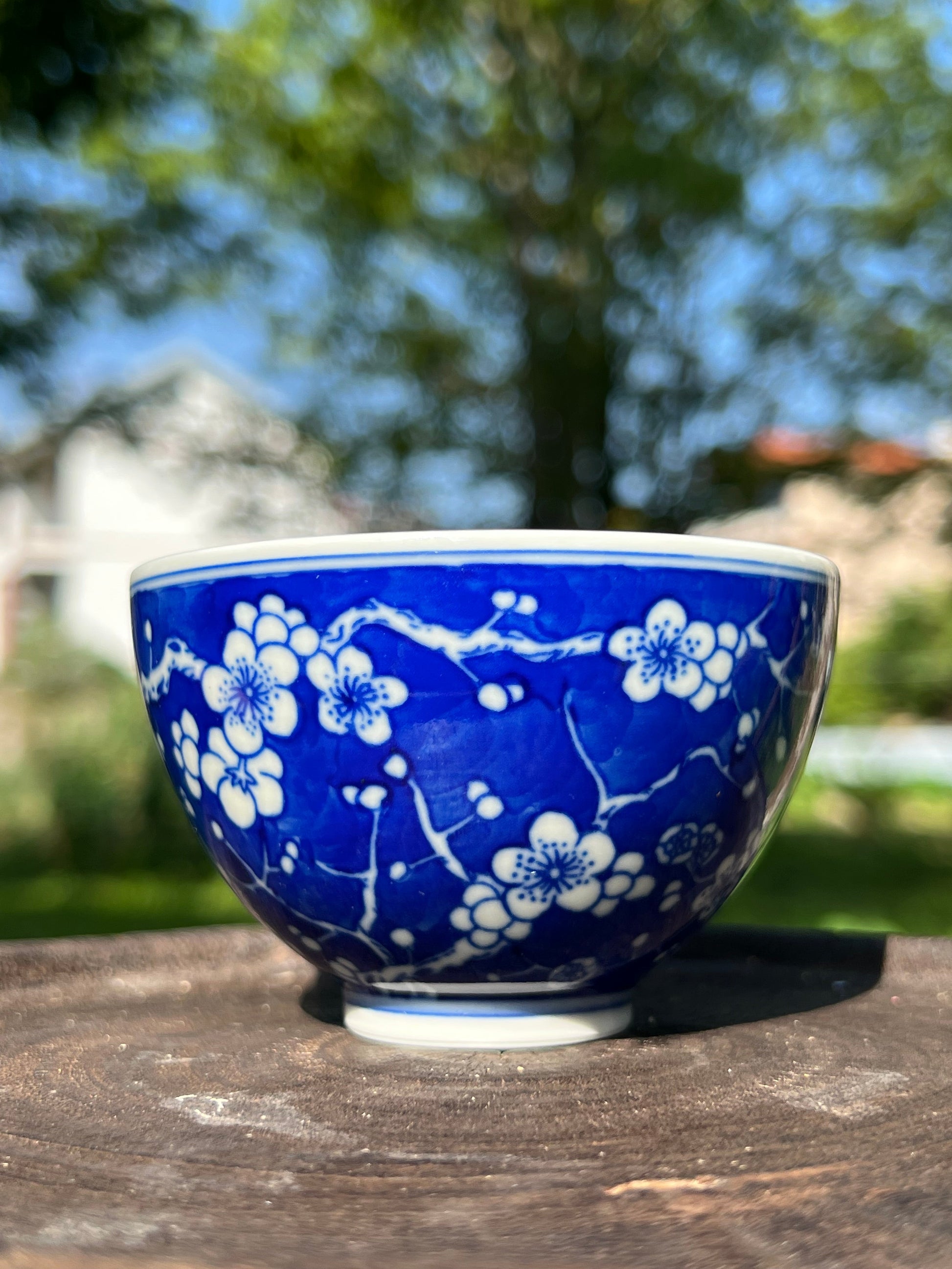 This is Chinese Jingdezhen blue and white porcelain gaiwan. This is a ceramic plum flower teapot