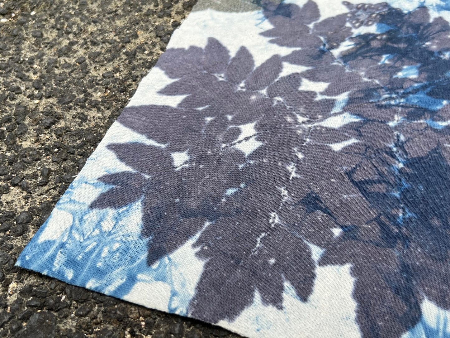 Hand Dyed Indigo Dyeing Tea Table Cloth Plant Dyed Cotton Tea Mat Natura Dye Chabu Chaxi