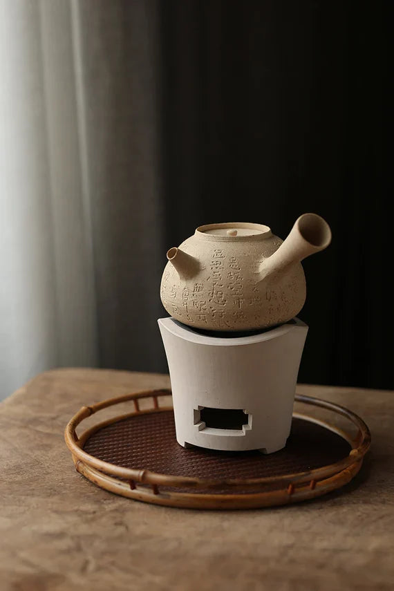 White handmade Chinese Chaozhou Kettle Engraved Poem Classic Chinese Master Pottery Ceramic Japanese Ceramic Tea Ceremony