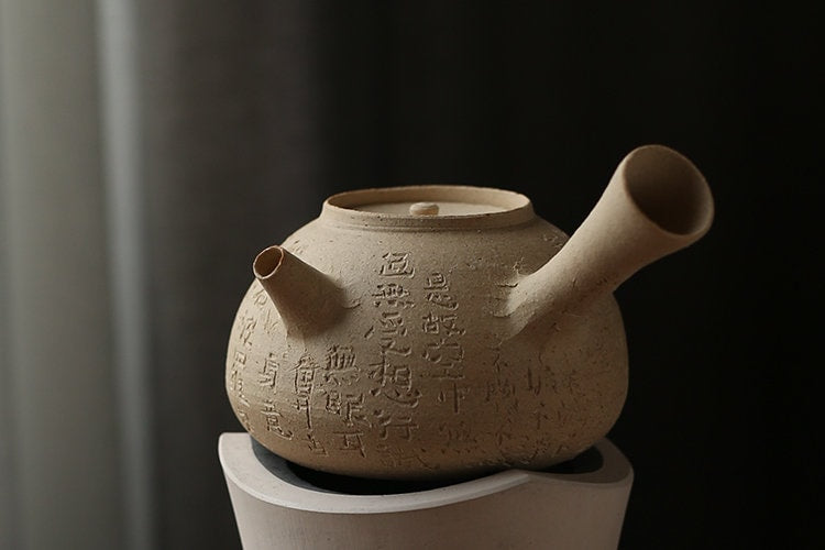 White handmade Chinese Chaozhou Kettle Engraved Poem Classic Chinese Master Pottery Ceramic Japanese Ceramic Tea Ceremony
