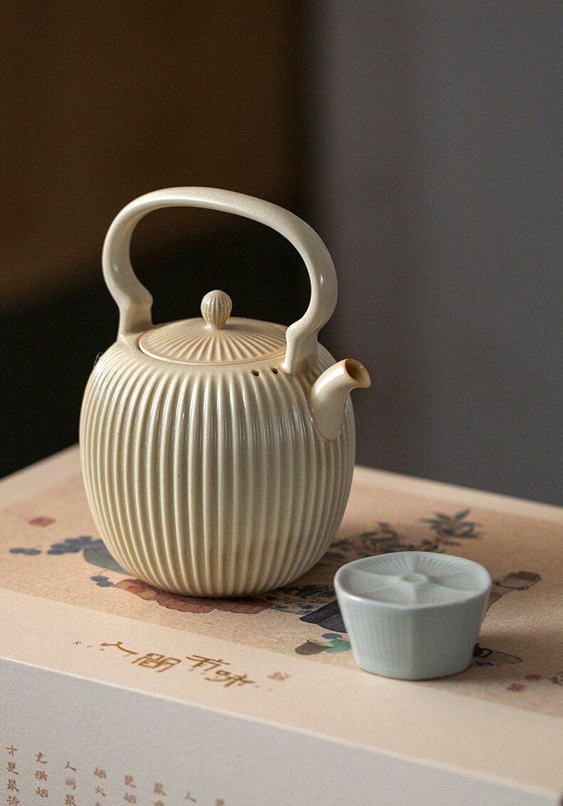 this is a soda glaze kettle