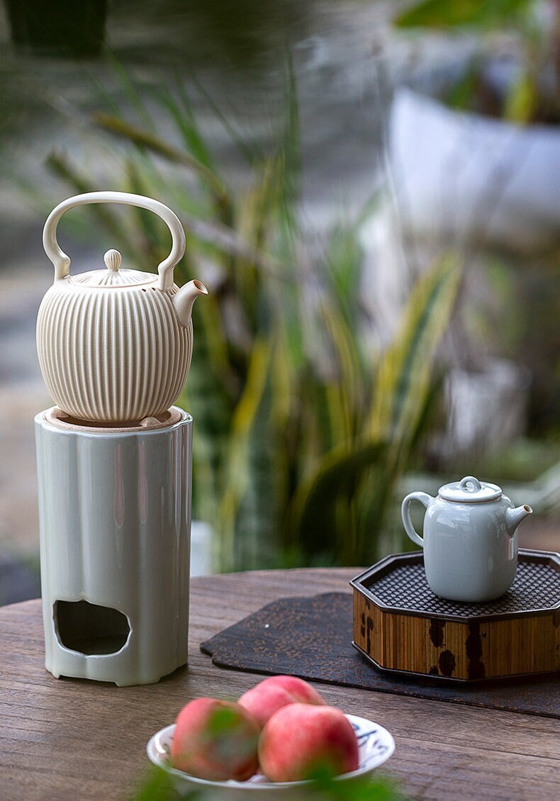 this is a soda glaze kettle