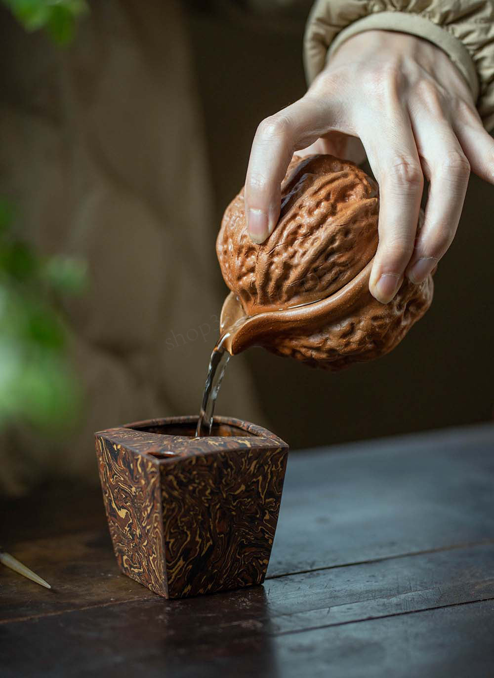 This is a Yixing teapot. this is Chinese yixing clay teapot 