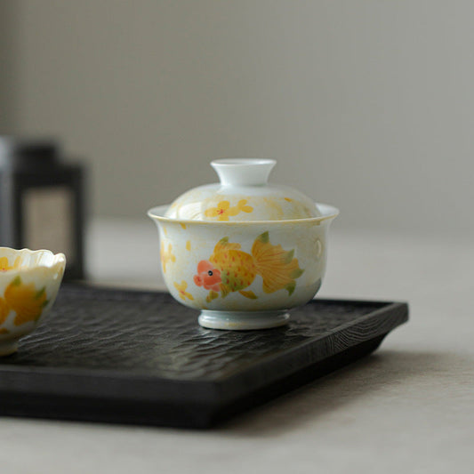 this is a ceramic gaiwan