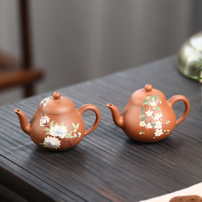 This is a Yixing teapot. this is Chinese yixing clay teapot 