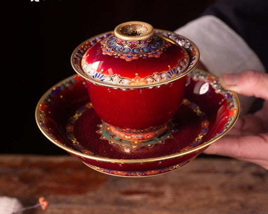 This is a Chinese Jingdezhen lang yao red-glazed lang yao hong teapot.this is a ceramic teapot gaiwan