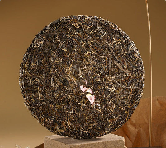 2021 Chinese Gushu Tea Leaf Raw Pu’er Tea Pu’erh Tea Ancient Tree Tea High Mountain Spring tea