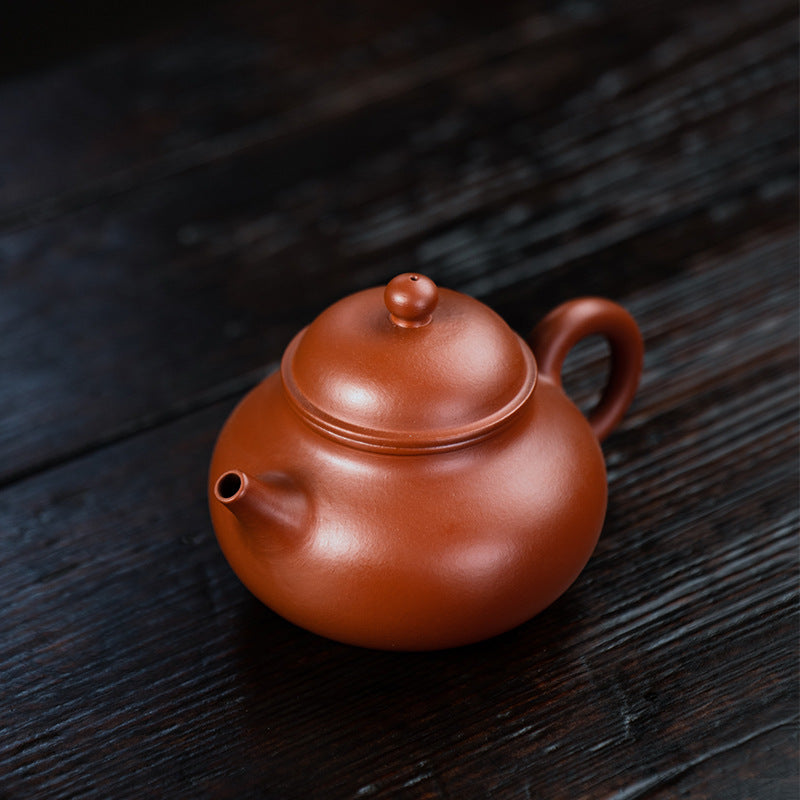 This is a Yixing teapot. this is Chinese yixing clay teapot 