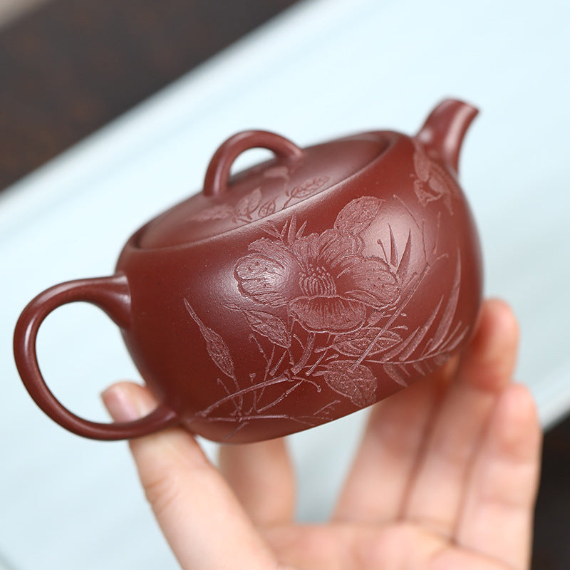 This is a Yixing teapot. this is Chinese yixing clay teapot 